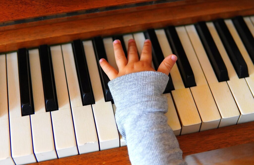 Tuts Piano Tidak Keras Sehingga Dapat Dipencet Oleh Bayi Sekalipun 1024x667